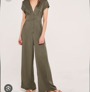 Apricot V NECK Jumpsuit Wide LEG NWT, Botique Size 6